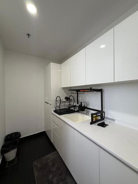 Service Residence for Sale at The Hub - Regene Phang - Kitchen - PropertyGuru.com.my