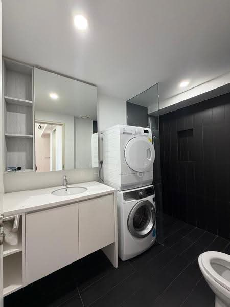 Service Residence for Sale at The Hub - Regene Phang - Bathroom - PropertyGuru.com.my