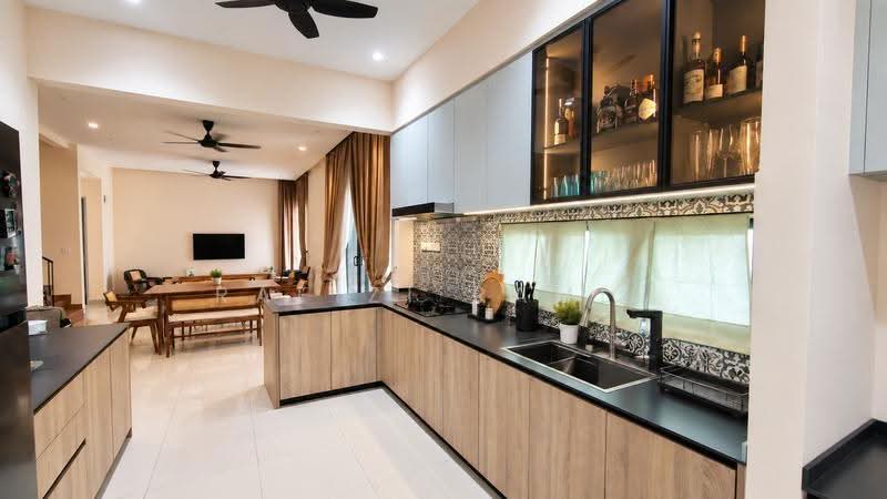 Rumah Berkembar untuk Dijual di Cyber 10 (Cyberjaya) - Rafizi Ramli - Kitchen - PropertyGuru.com.my