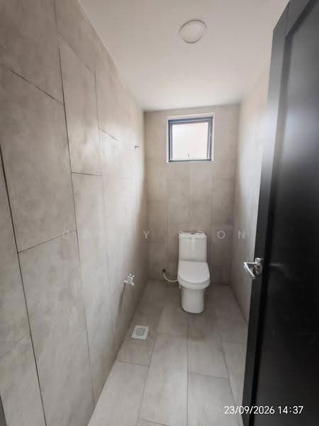 Shop for Rent in Taman Equine (Seri Kembangan) - Candy Soon - Bathroom - PropertyGuru.com.my