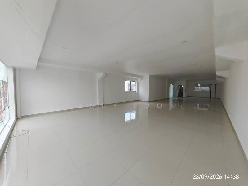 Shop for Rent in Taman Equine (Seri Kembangan) - Candy Soon - Interior - PropertyGuru.com.my