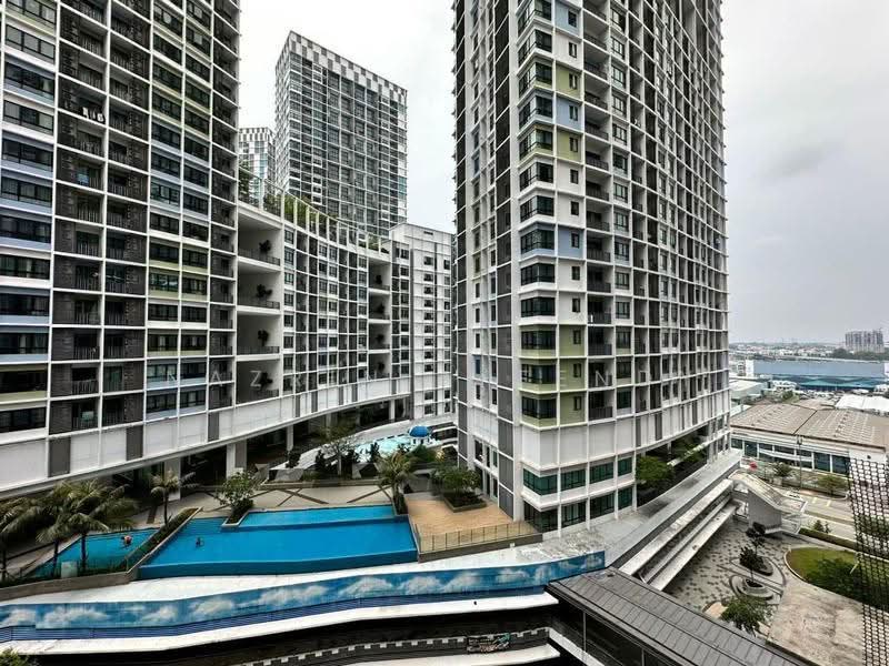 Kediaman Servis untuk Dijual di i-SOHO @ i-City - Nazrin Affendy - Exterior - PropertyGuru.com.my