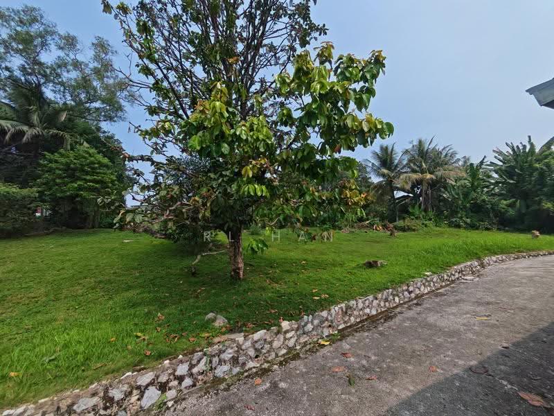 Semi-Detached House for Sale in SS19 (Subang Jaya) - RL Han - Exterior - PropertyGuru.com.my