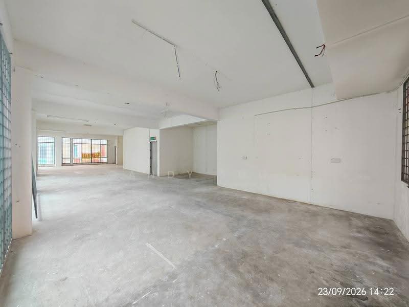 Kedai / Pejabat untuk Disewa di Equine Business Park (Seri Kembangan) - Candy Soon - Interior - PropertyGuru.com.my
