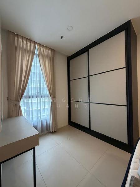 Kediaman Servis untuk Dijual di Arcoris SOHO - Regene Phang - Bedroom - PropertyGuru.com.my