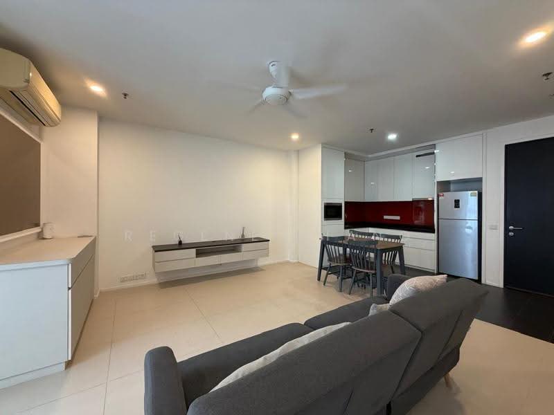 Kediaman Servis untuk Dijual di Arcoris SOHO - Regene Phang - Living Room - PropertyGuru.com.my