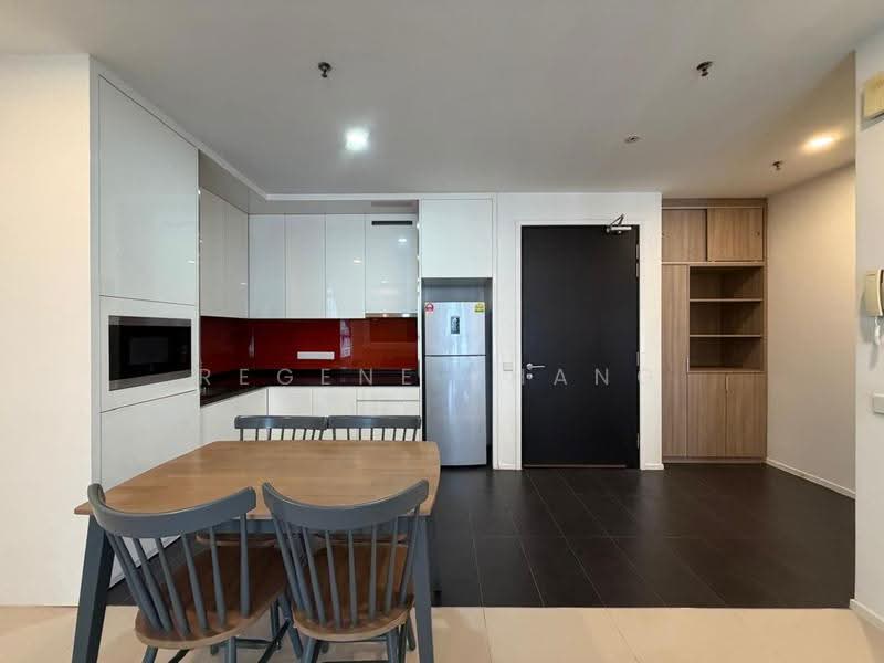 Kediaman Servis untuk Dijual di Arcoris SOHO - Regene Phang - Kitchen - PropertyGuru.com.my
