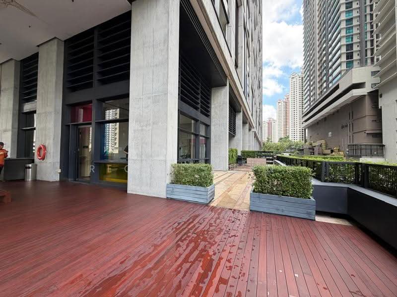 Kediaman Servis untuk Dijual di Arcoris SOHO - Regene Phang - Exterior - PropertyGuru.com.my