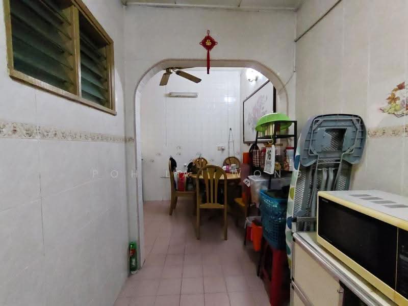 Rumah Teres 2-Tingkat untuk Dijual di Usj 13 (Subang Jaya) - Poh Lai Wong - Dining Room - PropertyGuru.com.my