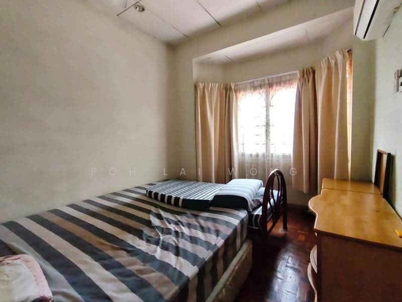 Rumah Teres 2-Tingkat untuk Dijual di Usj 13 (Subang Jaya) - Poh Lai Wong - Bedroom - PropertyGuru.com.my