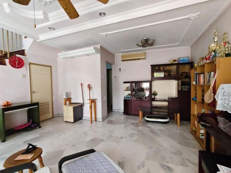 Rumah Teres 2-Tingkat untuk Dijual di Usj 13 (Subang Jaya) - Poh Lai Wong - Living Room - PropertyGuru.com.my