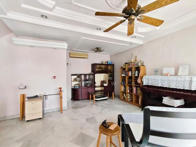 Rumah Teres 2-Tingkat untuk Dijual di Usj 13 (Subang Jaya) - Poh Lai Wong - Living Room - PropertyGuru.com.my