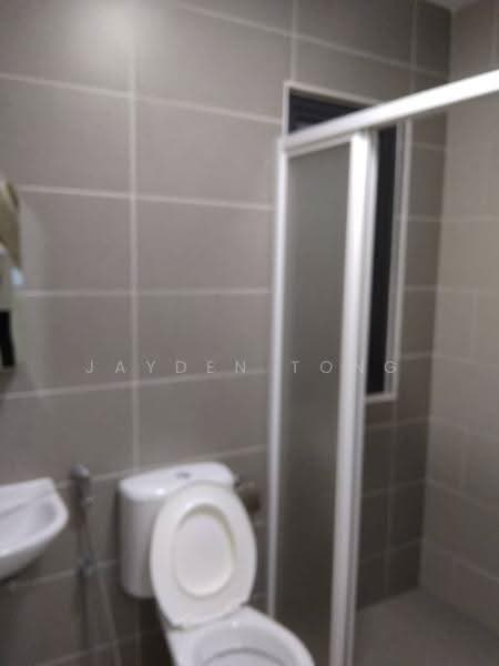 Service Residence for Sale at Kiara Plaza - Jayden Tong - Bathroom - PropertyGuru.com.my