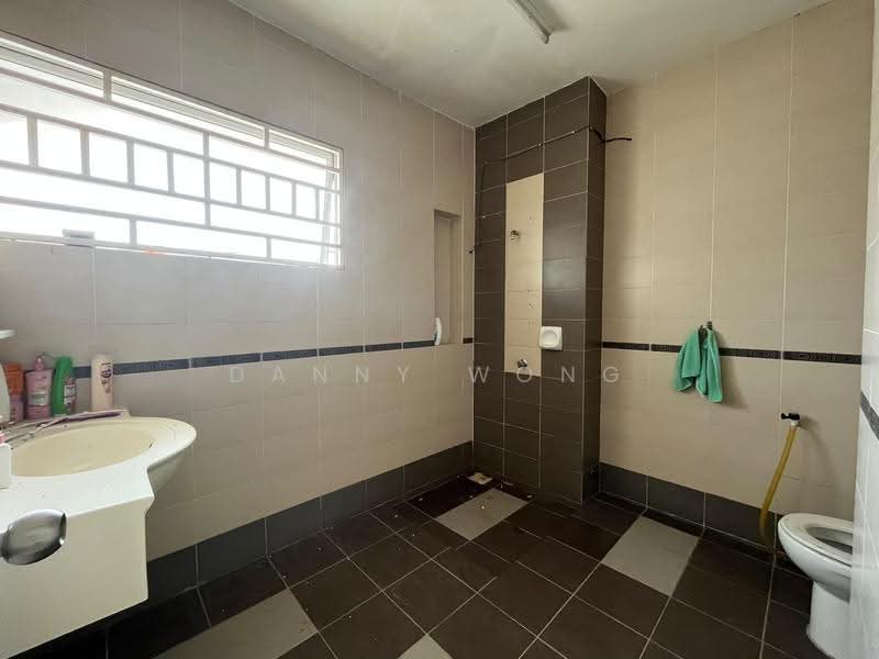 2-storey Terraced House for Sale in Taman Sri Serdang (Seri Kembangan) - Danny Wong - PropertyGuru.com.my