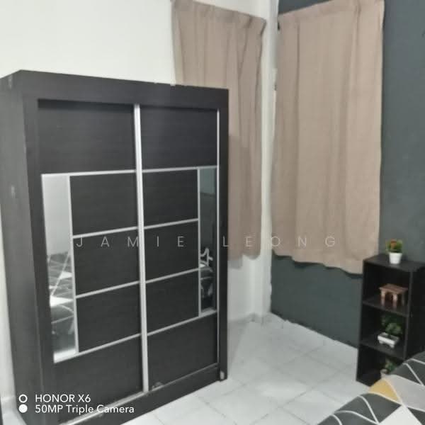 Condominium for Rent at Cyberia Smart Homes - Jamie Leong - Bedroom - PropertyGuru.com.my