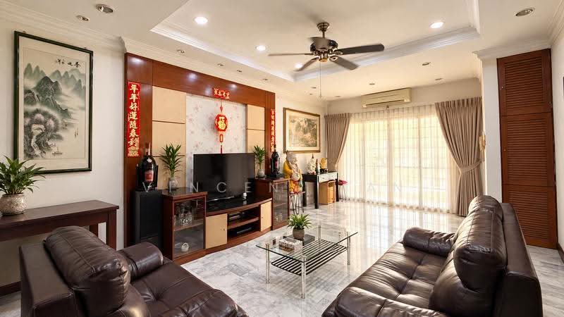 2.5-storey Terraced House for Sale in Bandar Sri Damansara (Selangor) - Vincent Tan - Living Room - PropertyGuru.com.my