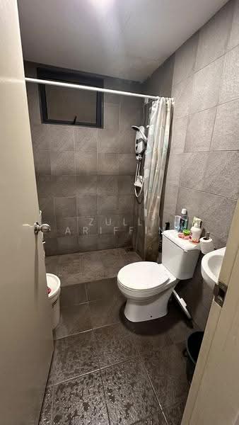 Kondominium untuk Disewa di Sky Awani Residensi 2 - ZULL ARIFFIN - Bathroom - PropertyGuru.com.my