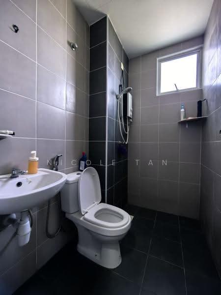 Pangsapuri untuk Disewa di Tunas Residensi @ Nada Bidara - Nicole Tan - Bathroom - PropertyGuru.com.my