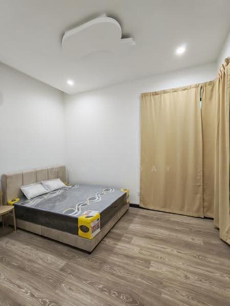 Kondominium untuk Disewa di Iconic Skies - Anna Koay - Bedroom - PropertyGuru.com.my