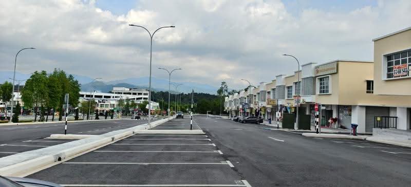 Kedai untuk Disewa di Kajang East (Semenyih) - Nicole Tan - Exterior - PropertyGuru.com.my