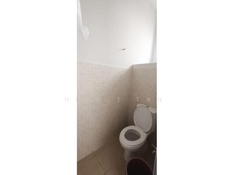 Shop for Rent in Labu (Negeri Sembilan) - Nicole Tan - Bathroom - PropertyGuru.com.my
