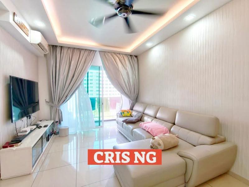 Kondominium untuk Dijual di Solaria Residences - Cris Ng - Living Room - PropertyGuru.com.my