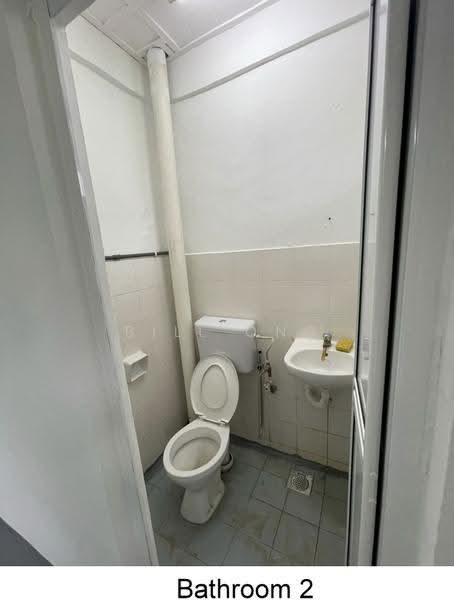 Flat for Rent at Bandar Selesa Jaya - Bill Ong - Bathroom - PropertyGuru.com.my