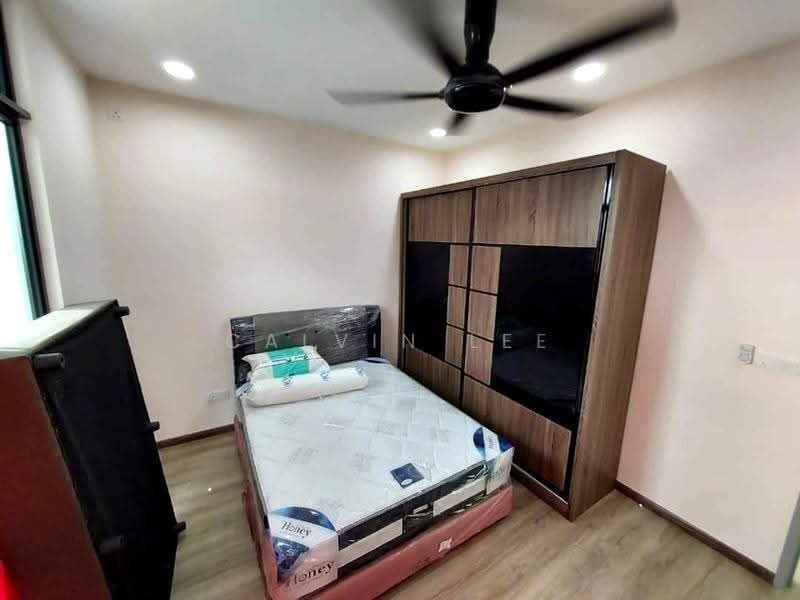 Rumah Teres 2-Tingkat untuk Dijual di Bandar Seri Alam (Masai) - Calvin Lee - Bedroom - PropertyGuru.com.my