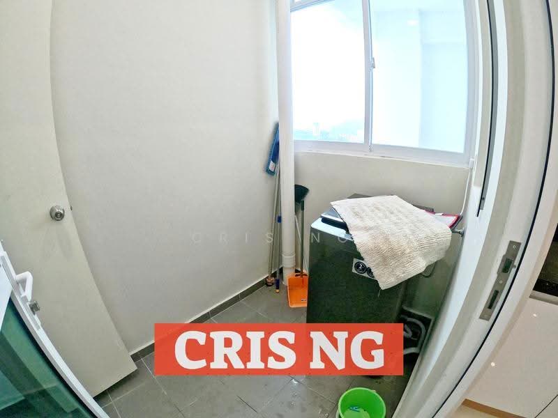 Kondominium untuk Dijual di Solaria Residences - Cris Ng - Balcony - PropertyGuru.com.my