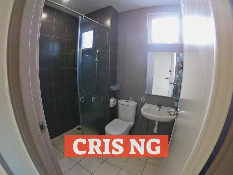 Kondominium untuk Dijual di Solaria Residences - Cris Ng - Bathroom - PropertyGuru.com.my