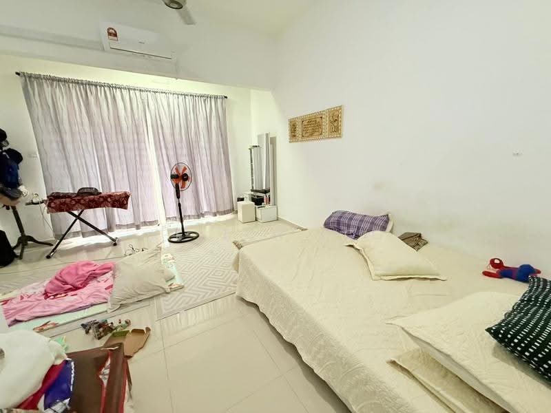 2-storey Terraced House for Sale in Bandar Tasik Puteri (Rawang) - Kelton Foo - Bedroom - PropertyGuru.com.my