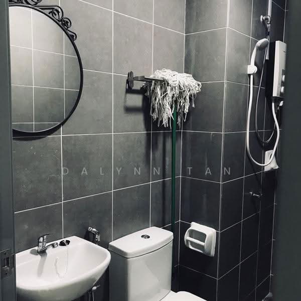 Service Residence for Rent at V-Residensi 2 - Dalynn Tan - Bathroom - PropertyGuru.com.my