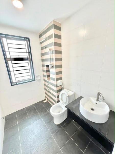 2-storey Terraced House for Sale in Johor Bahru (Johor) - Eva Siow - Bathroom - PropertyGuru.com.my