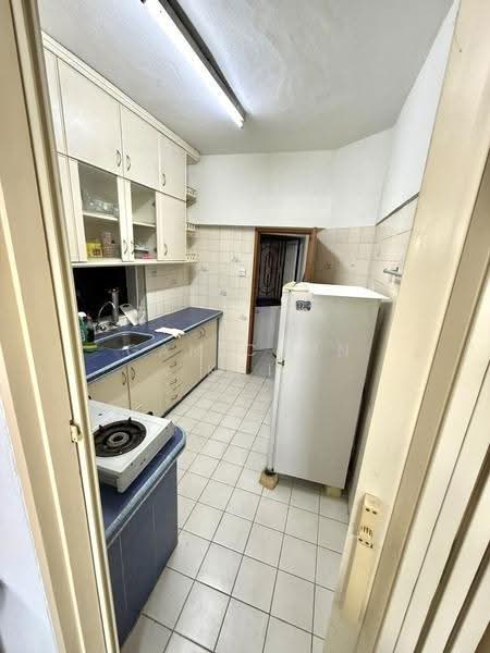 Pangsapuri untuk Disewa di Wayton Court - Gan Chun Kai - Kitchen - PropertyGuru.com.my