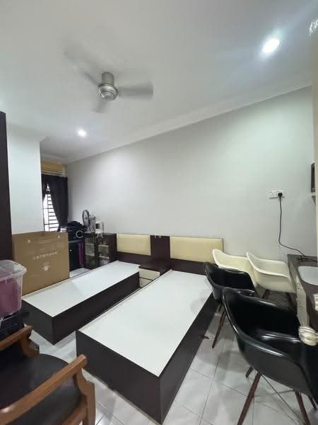 Rumah Teres 2-Tingkat untuk Dijual di Taman Kulai Utama (Kulai) - Caryn Ter - Bedroom - PropertyGuru.com.my