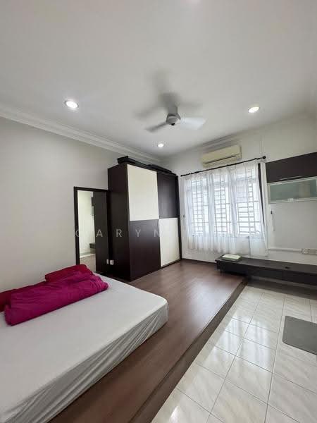 Rumah Teres 2-Tingkat untuk Dijual di Taman Kulai Utama (Kulai) - Caryn Ter - Bedroom - PropertyGuru.com.my