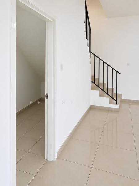 Cluster House for Sale in Bandar Cemerlang (Ulu Tiram) - Serene Teh - Interior - PropertyGuru.com.my
