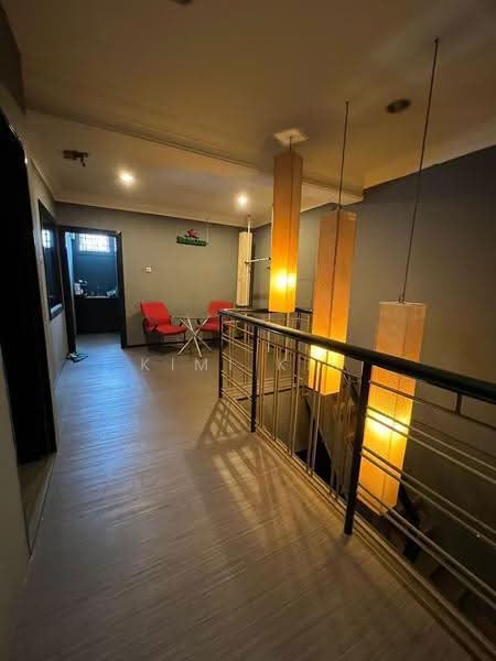 Kedai untuk Dijual di Taman Molek (Johor Bahru) - Kimi Kiu - Corridor - PropertyGuru.com.my