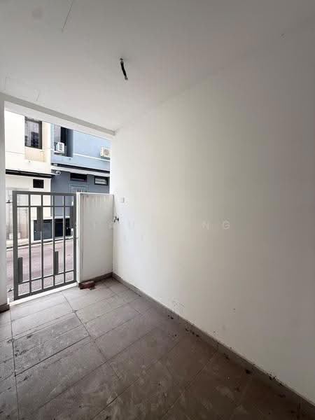 Rumah Teres 2-Tingkat untuk Dijual di Bukit Indah (Iskandar Puteri (Nusajaya)) - Siau Tong Ling - Entrance - PropertyGuru.com.my