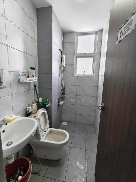 Kediaman Servis untuk Dijual di SKS Habitat - Jack Wong - Bathroom - PropertyGuru.com.my