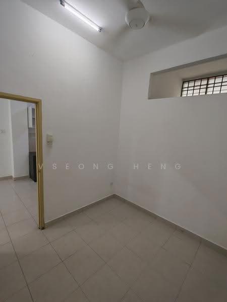 2-storey Terraced House for Sale in Bandar Pulai Jaya (Kulai) - Vseong Heng - PropertyGuru.com.my