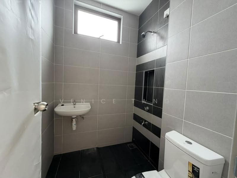 2-storey Terraced House for Rent in Skudai (Johor) - Venice Tang - Bathroom - PropertyGuru.com.my