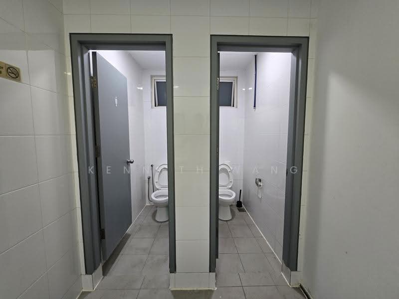Kedai / Pejabat untuk Disewa di Bandar Sri Damansara (Selangor) - Kenneth Wang - Bathroom - PropertyGuru.com.my