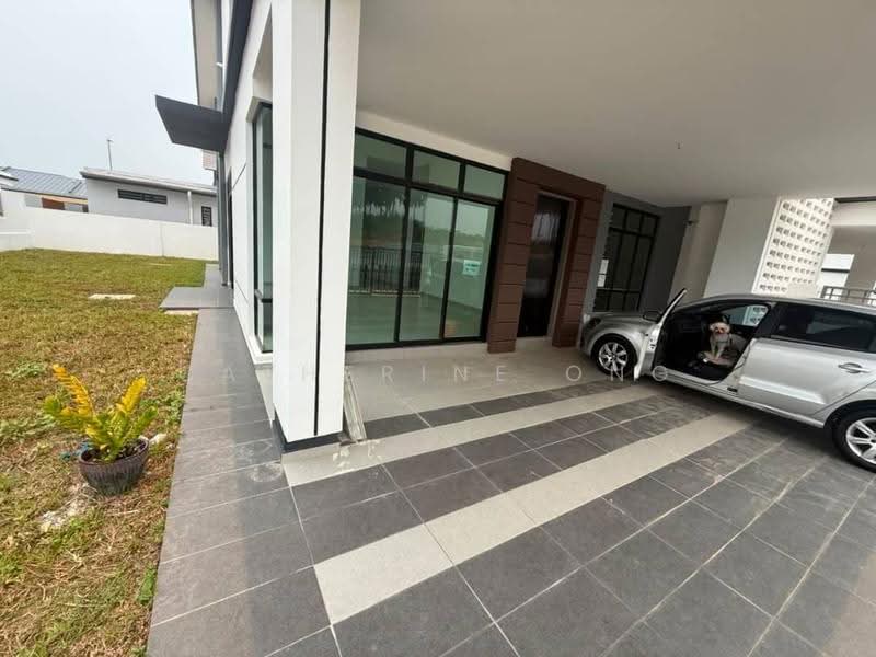 Rumah Berkembar untuk Dijual di Johor Bahru (Johor) - Catherine Ong - Exterior - PropertyGuru.com.my
