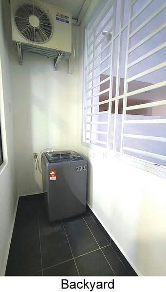 Kediaman Servis untuk Disewa di The Platino Serviced Apartment - Bill Ong - Balcony - PropertyGuru.com.my