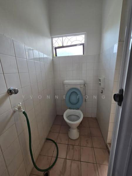 Apartment for Sale at Beverly Hills 1 - Yvonne Fong - Bathroom - PropertyGuru.com.my
