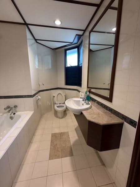 Kondominium untuk Disewa di Bellisa Court - Anne Lee - Bathroom - PropertyGuru.com.my