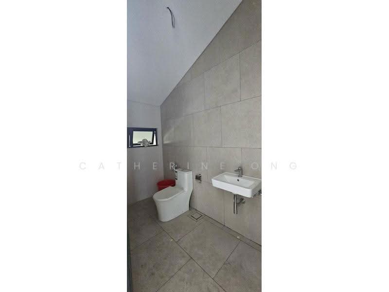 Bungalow House for Sale in Setia Tropika (Johor Bahru) - Catherine Ong - Bathroom - PropertyGuru.com.my