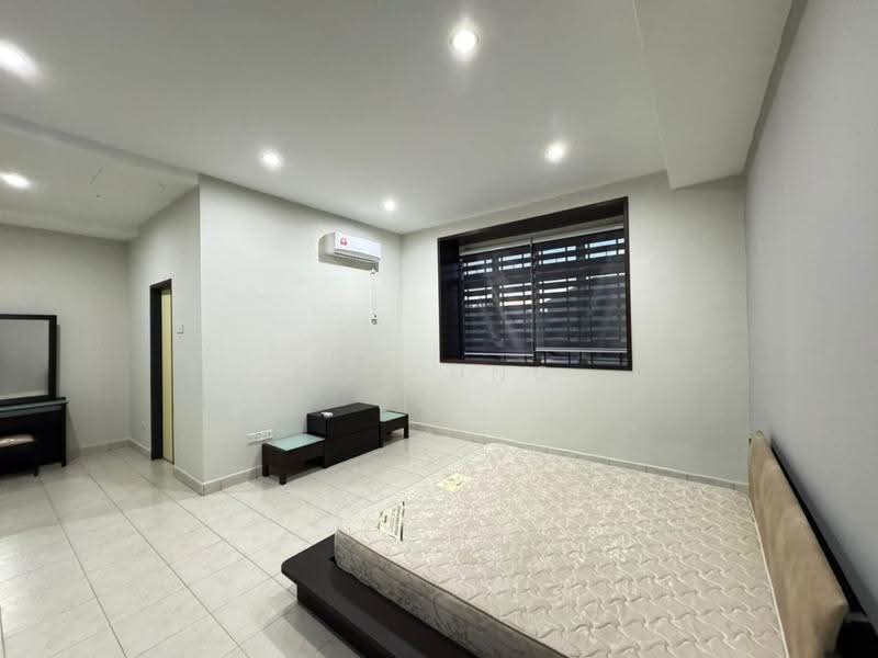 Rumah Teres 2-Tingkat untuk Disewa di Taman Skudai Indah (Skudai) - YC Fung - Bedroom - PropertyGuru.com.my