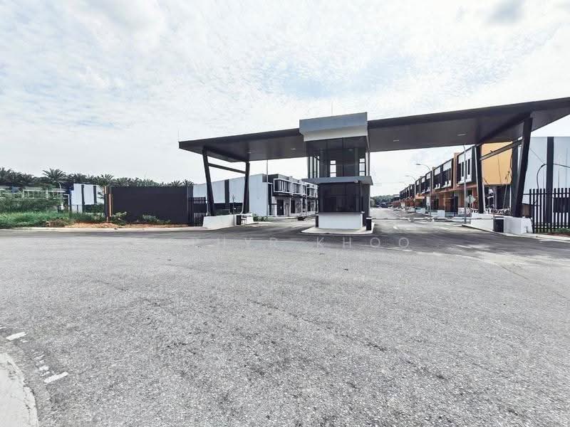 Kilang Teres untuk Disewa di Taman Lagenda Putra (Kulai) - Zephyr Khoo - Exterior - PropertyGuru.com.my
